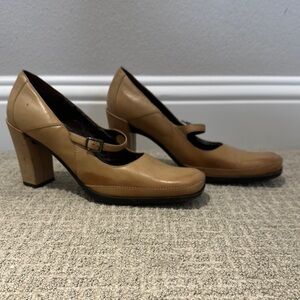 Via Spiga Elegant Natural Leather Women's Shoes